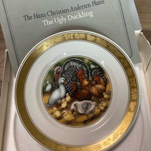 Vintage The Ugly Duckling Decorative Plate